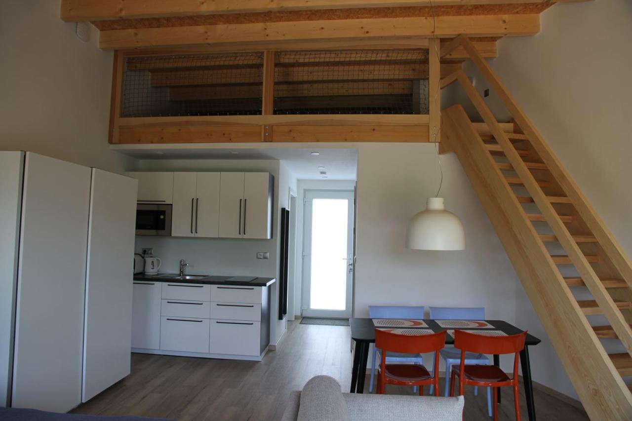 Apartmany Hluboka Nad Vltavou S Vyhledem Na Zamek Esterno foto