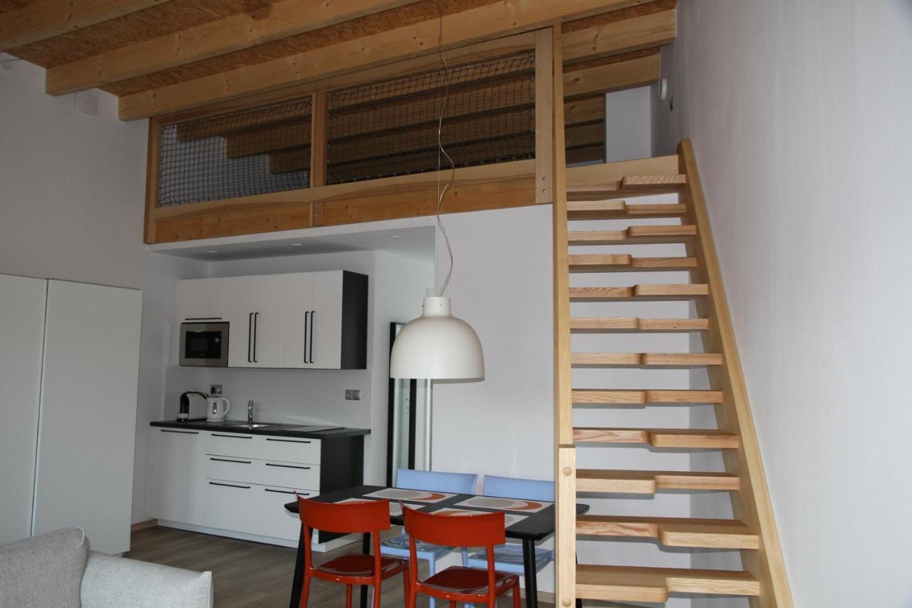 Apartmany Hluboka Nad Vltavou S Vyhledem Na Zamek Esterno foto