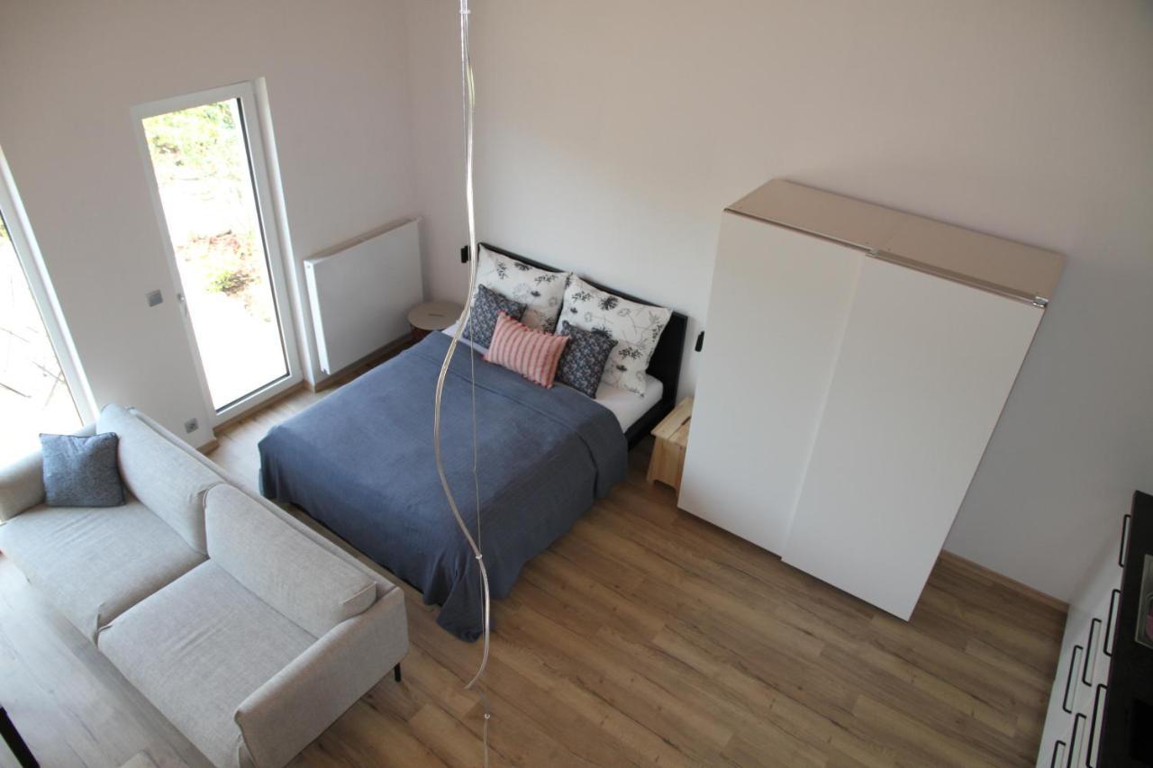 Apartmany Hluboka Nad Vltavou S Vyhledem Na Zamek Esterno foto